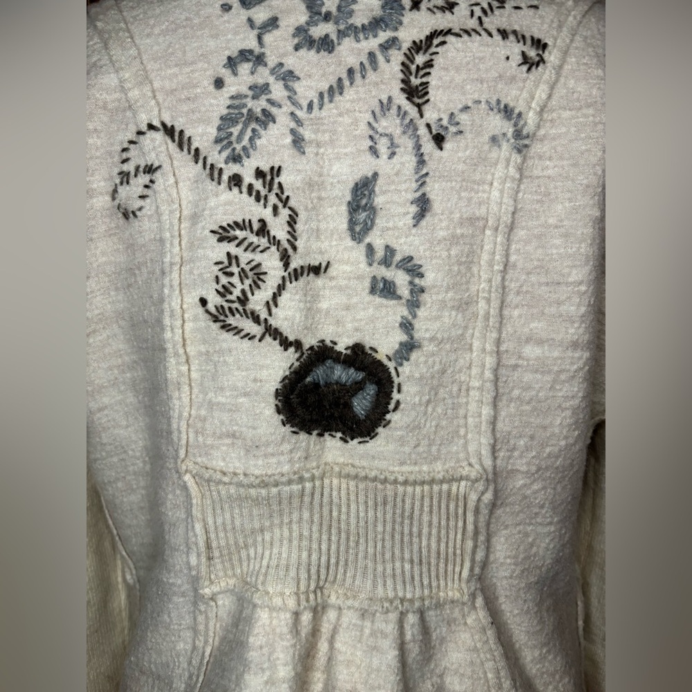 Free People Wool Women's Cream Sweater Jacket with hook closure size Large - Picture 10 of 15